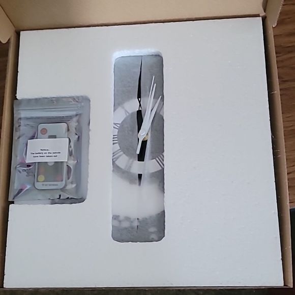 NEW LED Alien HR Giger Vinyl Record Album Cut Wall Clock Aliens Ripley S. Weaver - Picture 12 of 12